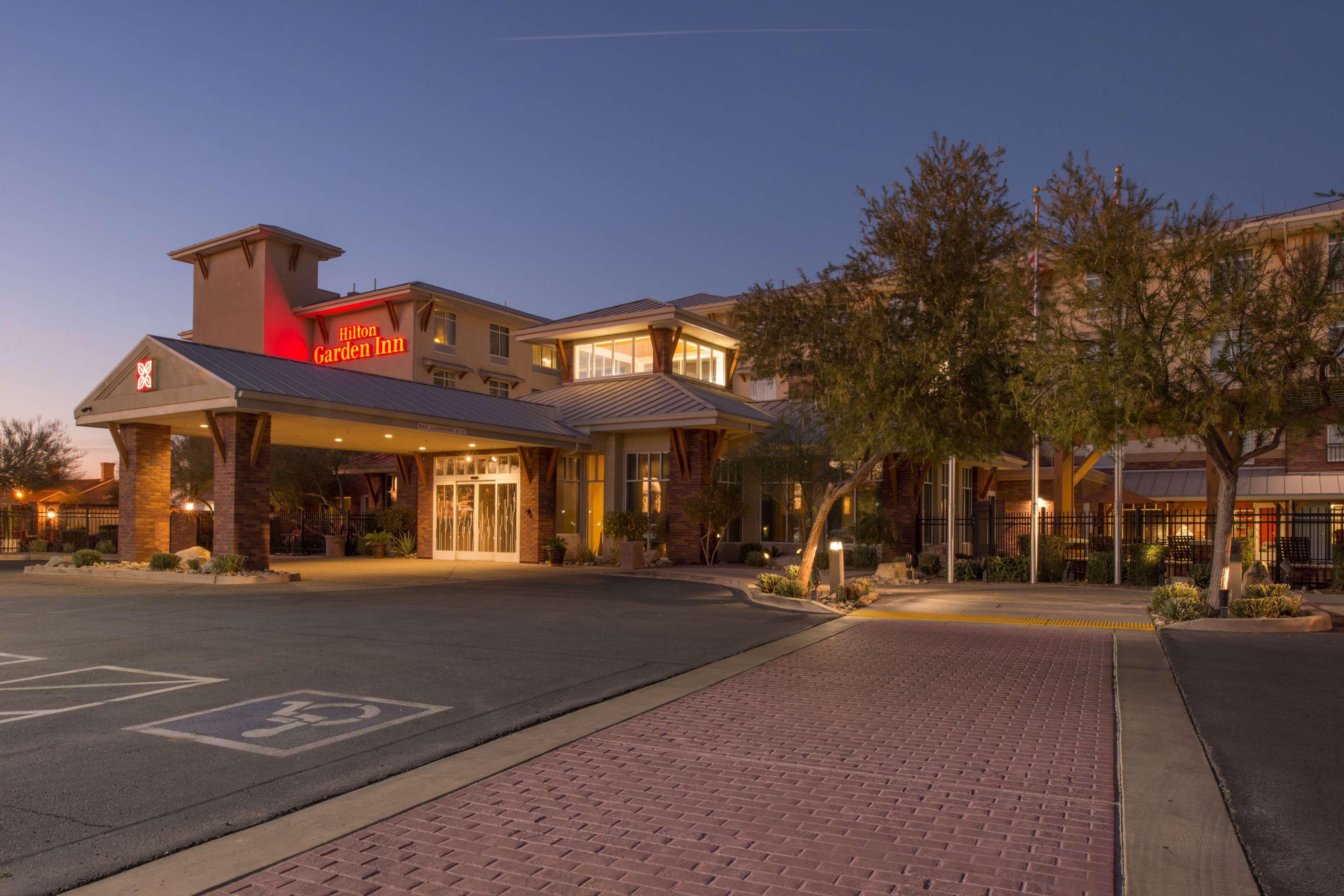 Hilton Garden Inn Yuma Pivot Point Exterior photo